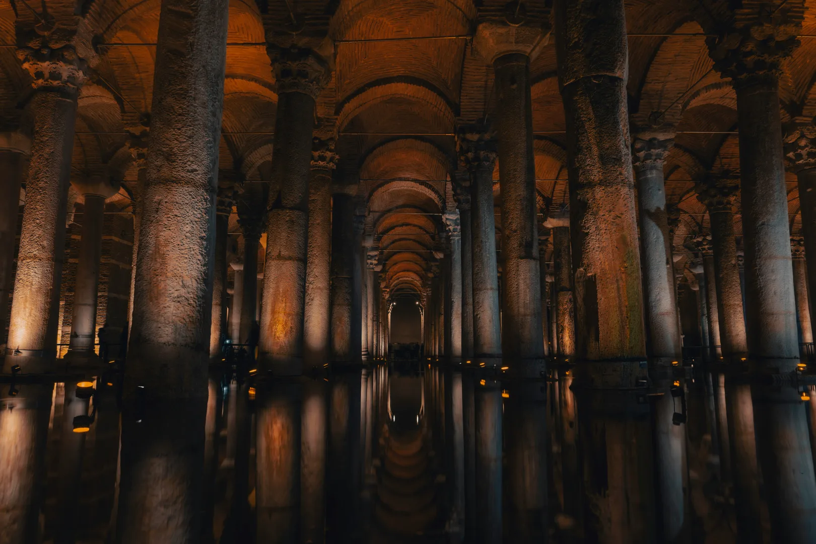Die Cisterna Basilica: Istanbuls unterirdisches Wunder