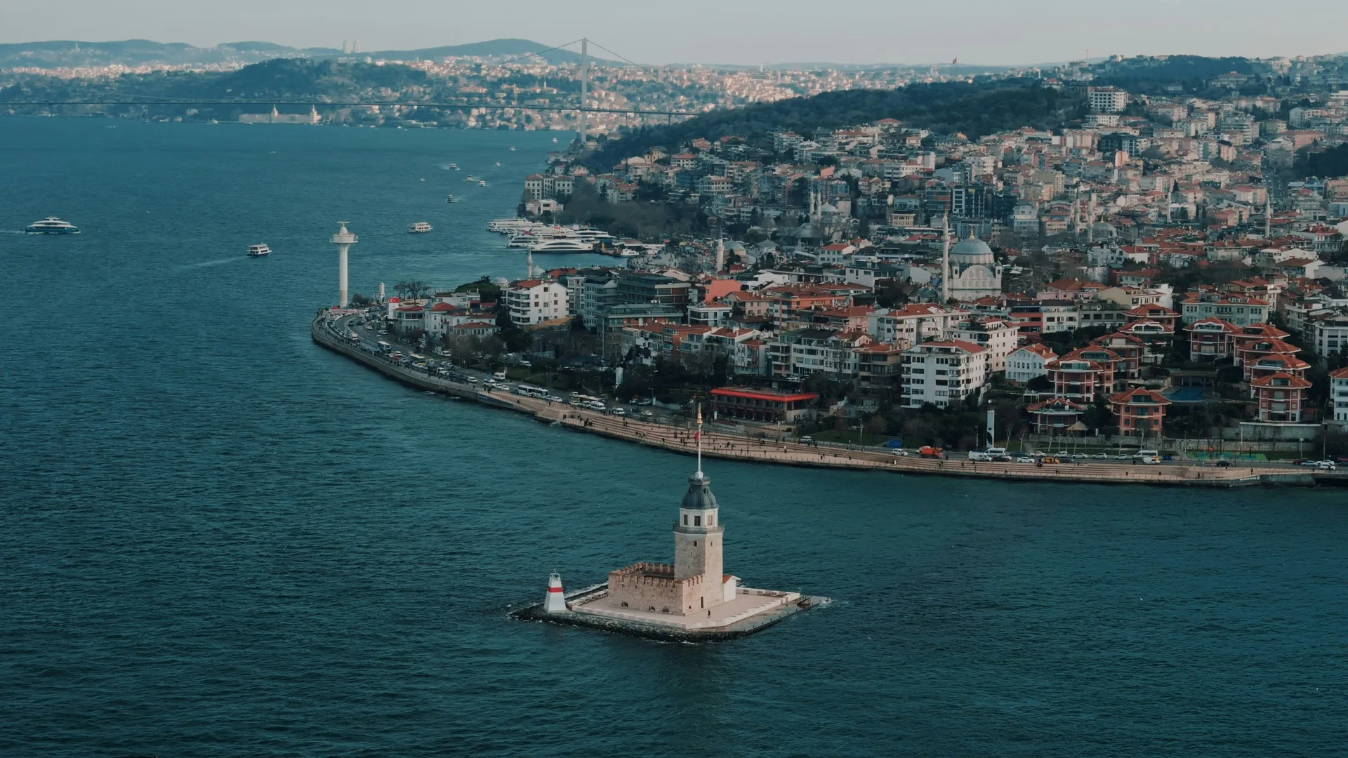 Mädchenturm: Istanbuls ikonisches Bosporus-Juwel - 5