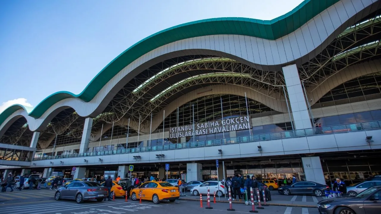 Aeropuerto Sabiha Gökçen (SAW): Su Puerta de Entrada a las Maravillas de Estambul