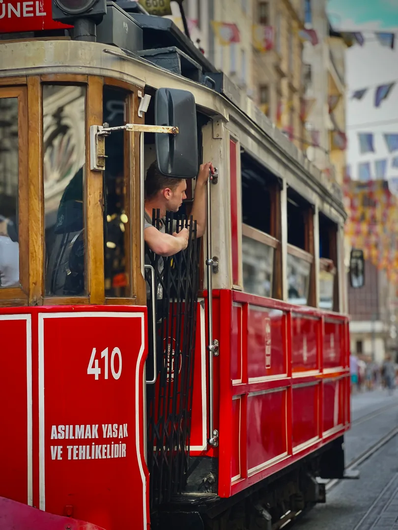 Istiklal-Straße: Istanbuls pulsierende historische Lebensader