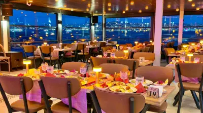 Istanbul Bosphorus Dinner Cruise & Nightlife Experience - 5
